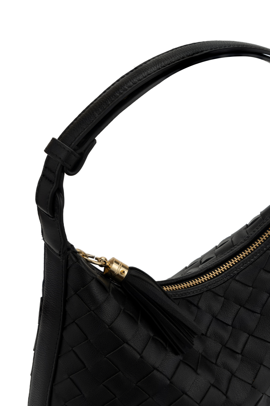Feronia material craftsmanship